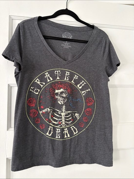 Grateful Dead Tops - Grateful Dead Women's Charcoal V-Neck Tee with Red Rose Skeleton Graphic